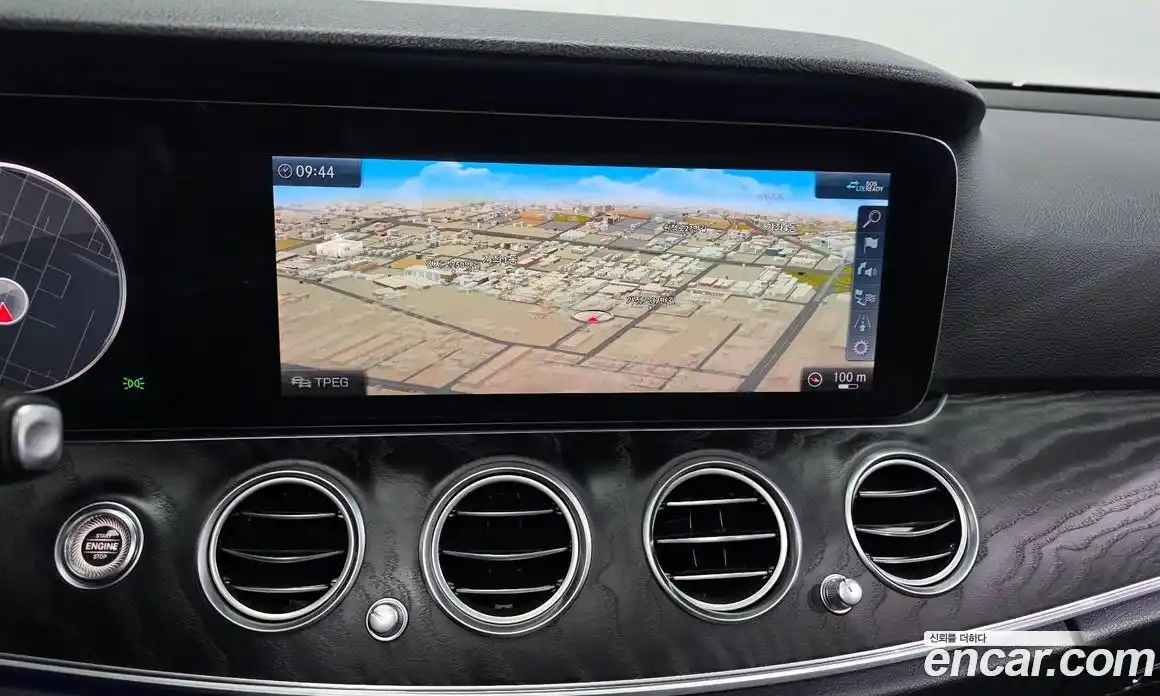 Mercedes-Benz E-Class 2020 2.0 Автомат в Москве № 722913, фото 14