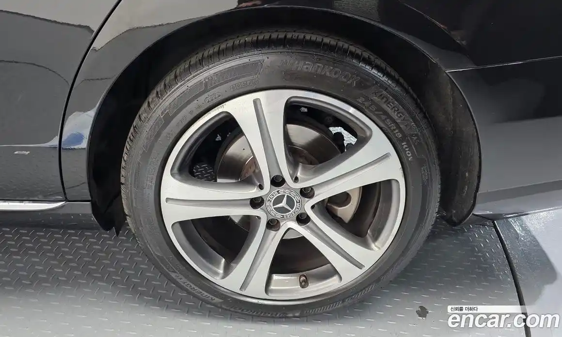 Mercedes-Benz E-Class 2020 2.0 Автомат в Москве № 722913, фото 5