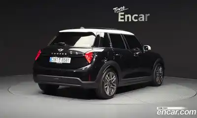 Mini Cooper 2025 2.0 Автомат в Москве № 724711, миниатюра 2