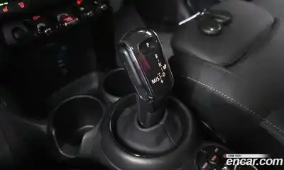 Mini Cooper 2023 1.5 Автомат в Москве № 724735, миниатюра 9