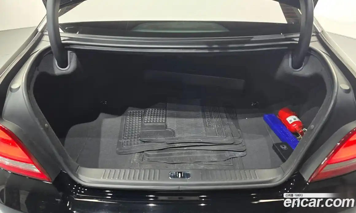 Hyundai Equus 2014 3.8 Автомат в Москве № 745682, фото 20