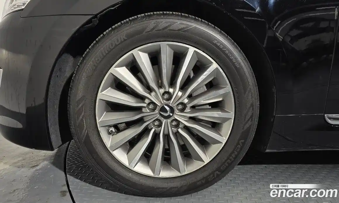 Hyundai Equus 2014 3.8 Автомат в Москве № 745682, фото 5