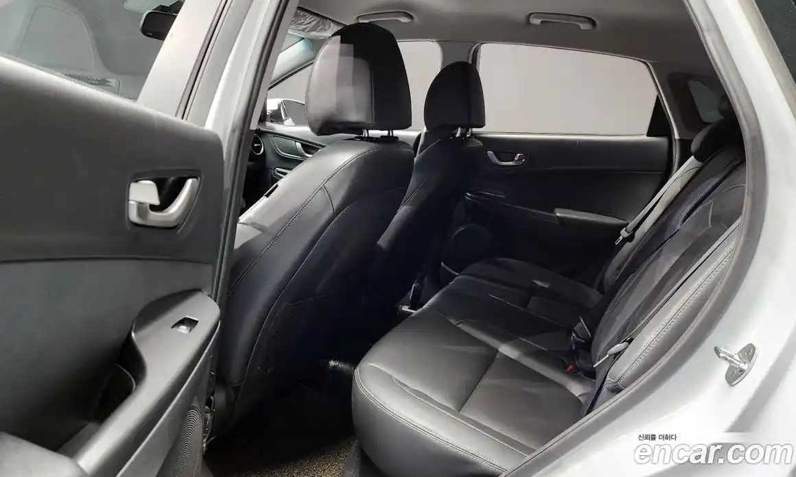 Hyundai Kona 2018 1.6 Автомат в Москве № 745718, фото 13