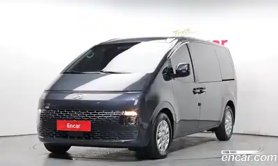 Hyundai Staria, 2023