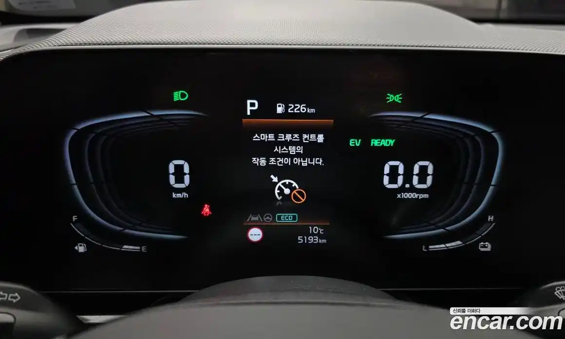 Kia Niro 2025 1.6 Автомат в Москве № 745988, фото 8