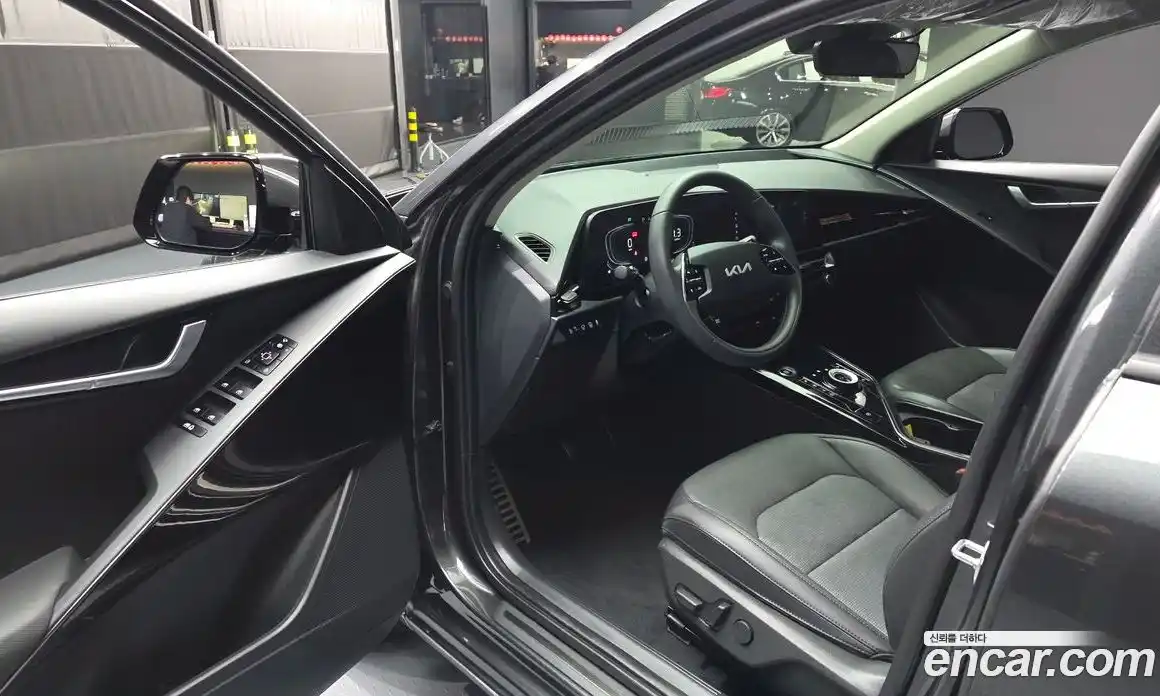 Kia Niro 2025 1.6 Автомат в Москве № 745988, фото 10