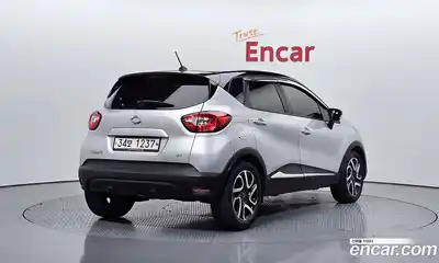 Renault QM3 2014 1.5 Автомат в Москве № 747629, миниатюра 2