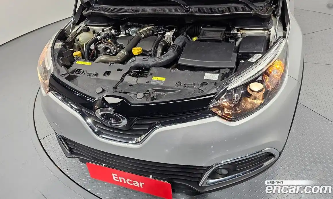 Renault QM3 2014 1.5 Автомат в Москве № 747629, фото 6