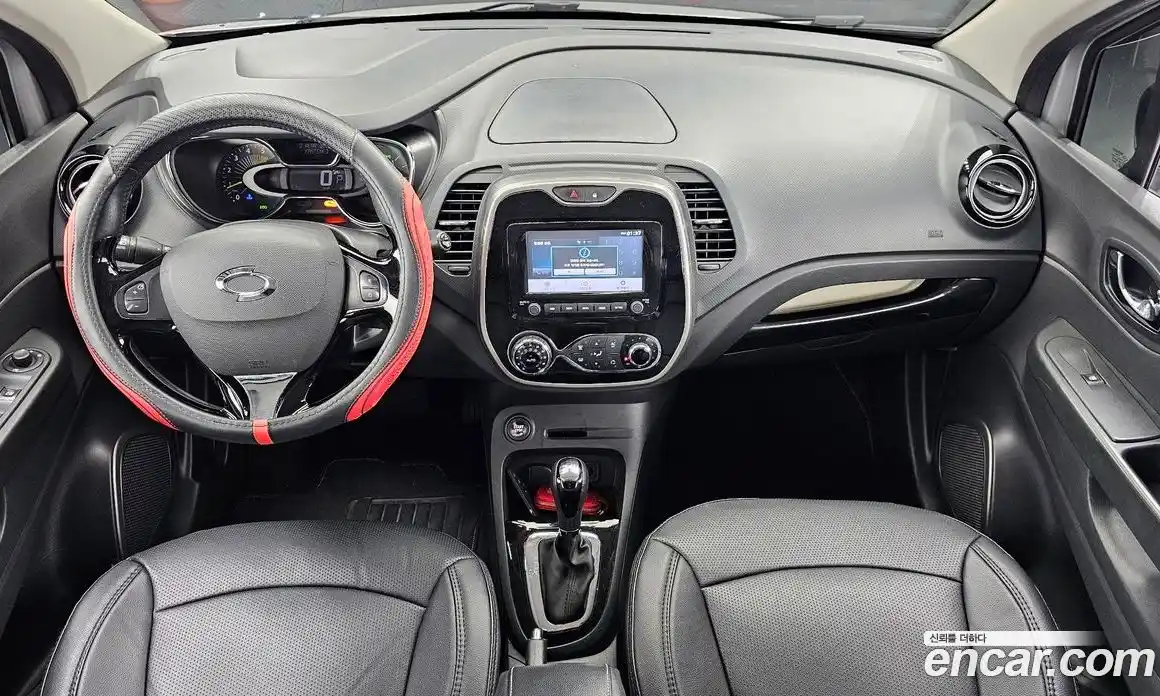 Renault QM3 2014 1.5 Автомат в Москве № 747629, фото 7