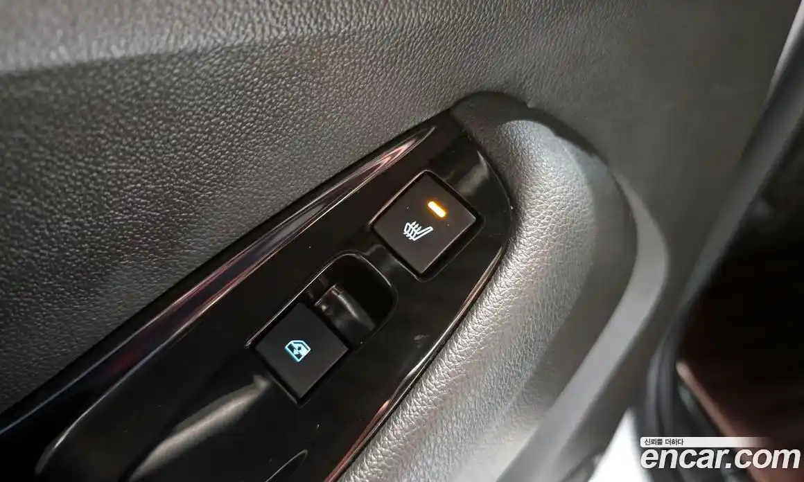 Chevrolet Orlando 2014 2.0 Автомат в Москве № 747888, фото 18