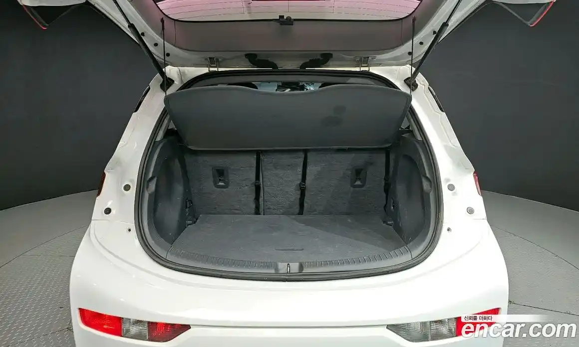 Chevrolet Bolt EV 2018 0.2 Автомат в Москве № 747961, фото 20