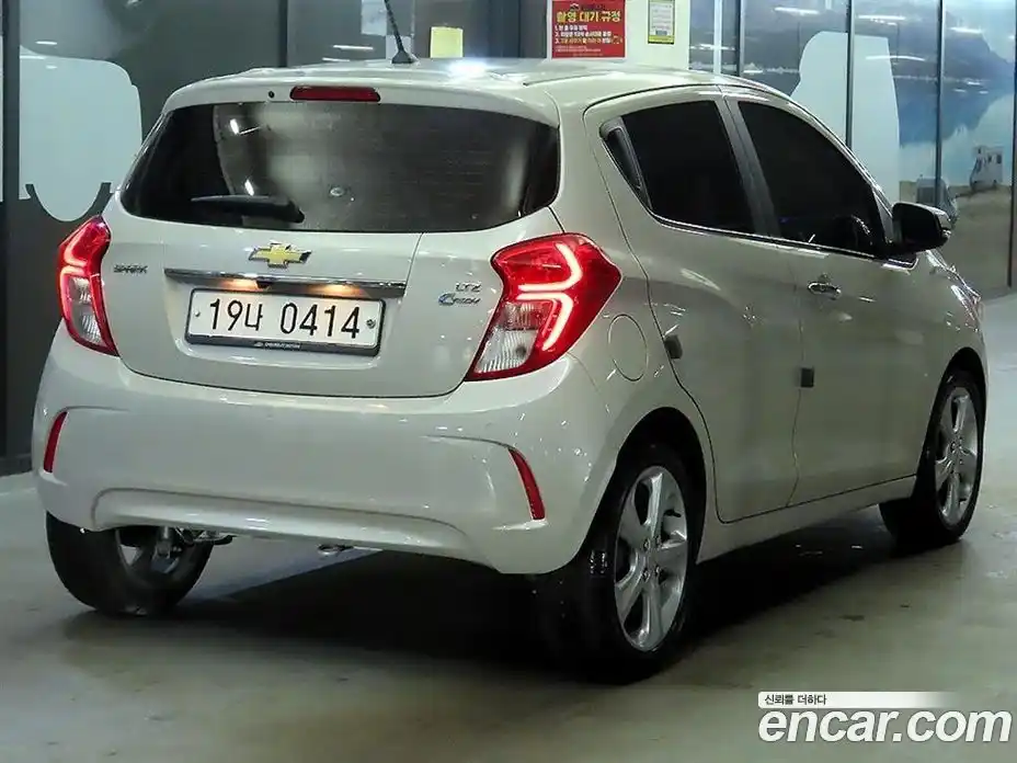Chevrolet Spark 2016 1.0 Автомат в Москве № 747979, фото 4