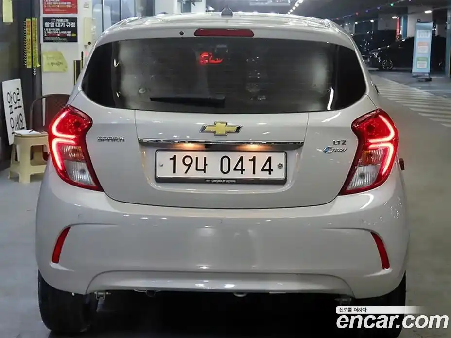 Chevrolet Spark 2016 1.0 Автомат в Москве № 747979, фото 5