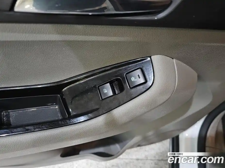 Chevrolet Orlando 2015 2.0 Автомат в Москве № 748037, фото 15