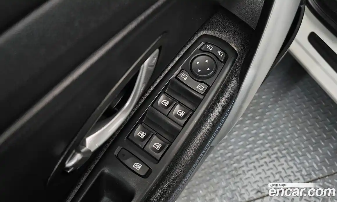Renault SM3 2011 1.6 гидро в Москве № 748191, фото 13