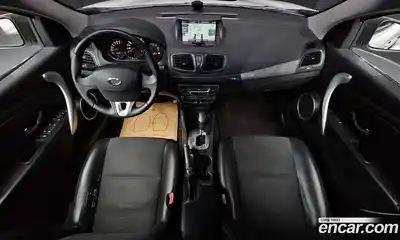 Renault SM3 2011 1.6 гидро в Москве № 748191, миниатюра 7