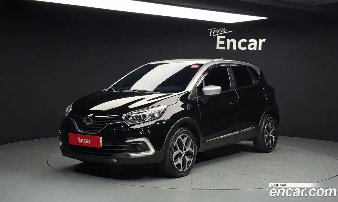 Renault QM3 2018 1.5 Автомат в Москве № 748225, фото 1