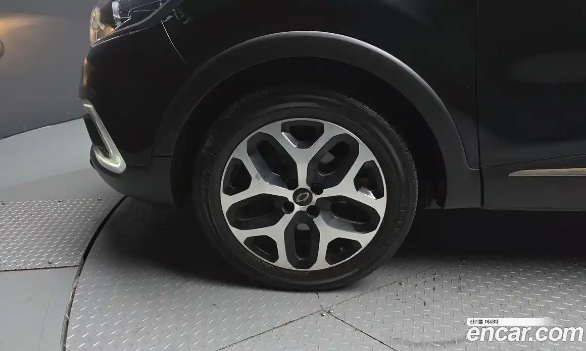 Renault QM3 2018 1.5 Автомат в Москве № 748225, фото 5