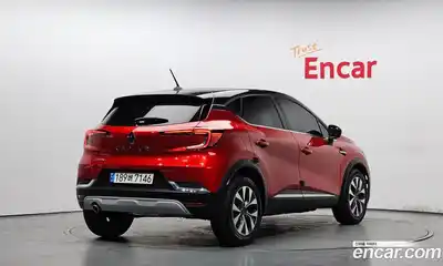 Renault Captur 2021 1.3 Автомат в Москве № 748259, миниатюра 2