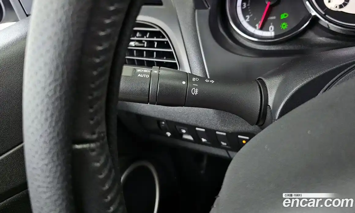 Renault SM3 2016 1.6 Автомат в Москве № 748296, фото 14