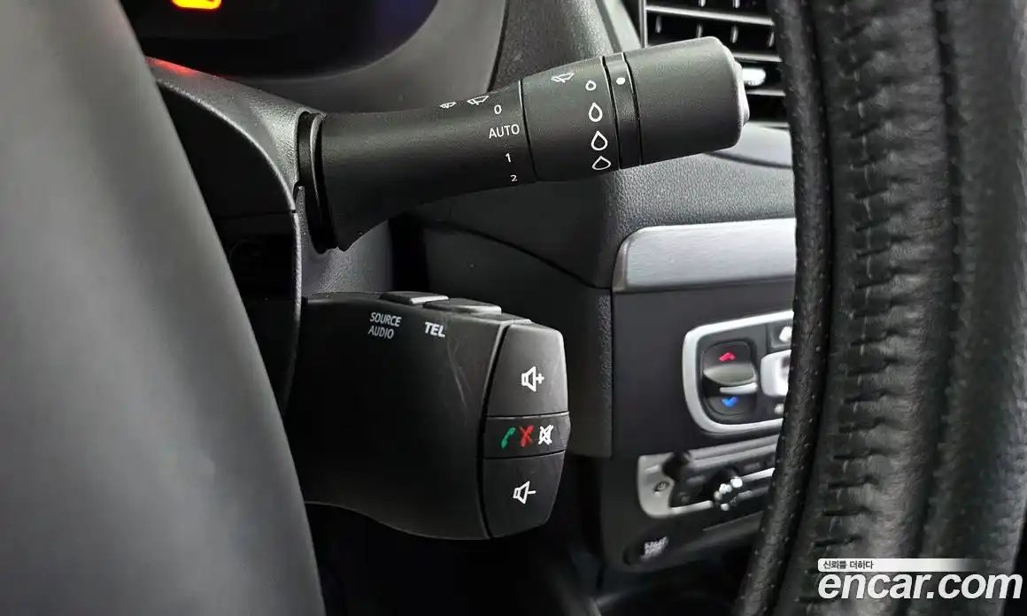 Renault SM3 2016 1.6 Автомат в Москве № 748296, фото 15