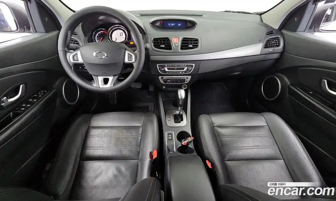 Renault SM3 2016 1.6 Автомат в Москве № 748296, фото 7