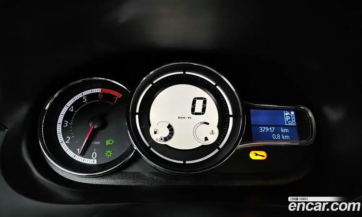 Renault SM3 2016 1.6 Автомат в Москве № 748296, фото 8