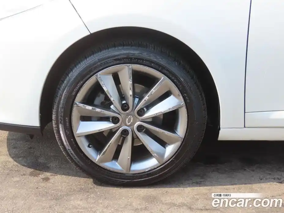 Renault SM3 2012 1.6 гидро в Москве № 748422, фото 20