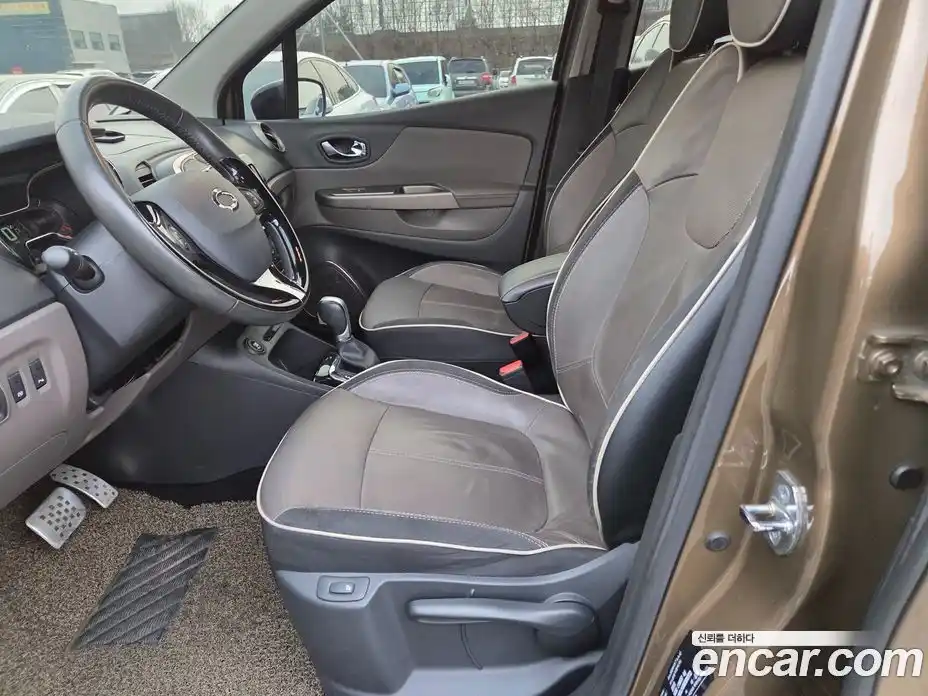 Renault QM3 2016 1.5 Автомат в Москве № 748461, фото 14