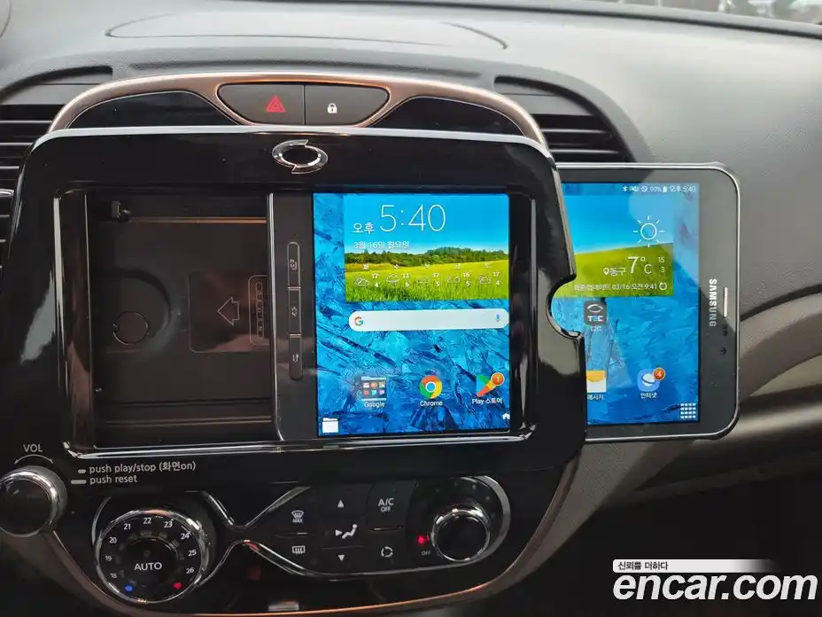 Renault QM3 2016 1.5 Автомат в Москве № 748461, фото 19