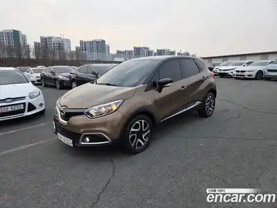 Renault QM3 2016 1.5 Автомат в Москве № 748461, миниатюра 2
