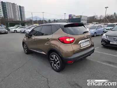 Renault QM3 2016 1.5 Автомат в Москве № 748461, миниатюра 3