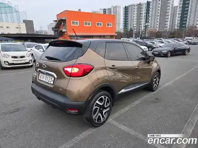 Renault QM3 2016 1.5 Автомат в Москве № 748461, миниатюра 5