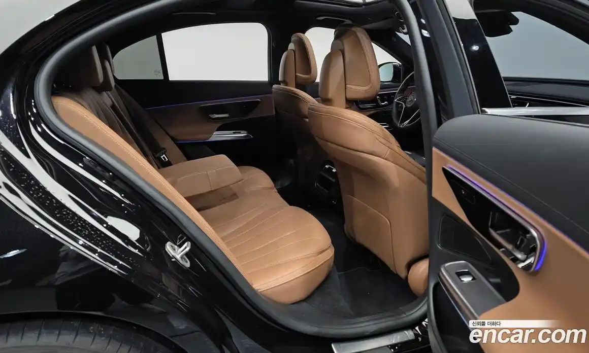 Mercedes-Benz E-Class 2024 2.0 Автомат в Москве № 749047, фото 12