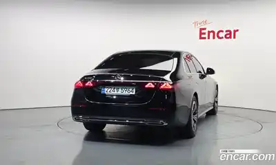 Mercedes-Benz E-Class 2024 2.0 Автомат в Москве № 749047, миниатюра 4