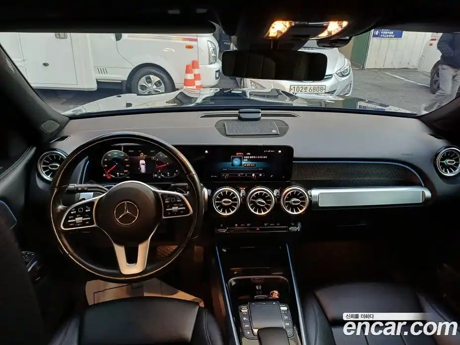 Mercedes-Benz GLB-Class 2021 2.0 Автомат в Москве № 749191, фото 15