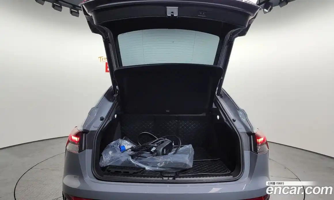 Audi Q4 e-tron 2022 0.2 Автомат в Москве № 749444, фото 20