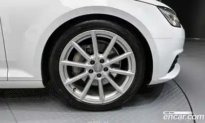 Audi A4 2016 2.0 Автомат в Москве № 749509, миниатюра 4