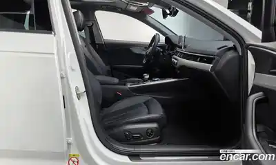 Audi A4 2016 2.0 Автомат в Москве № 749509, миниатюра 9