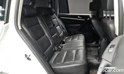 Volkswagen Tiguan 2016 2.0 Автомат в Москве № 750102, миниатюра 12