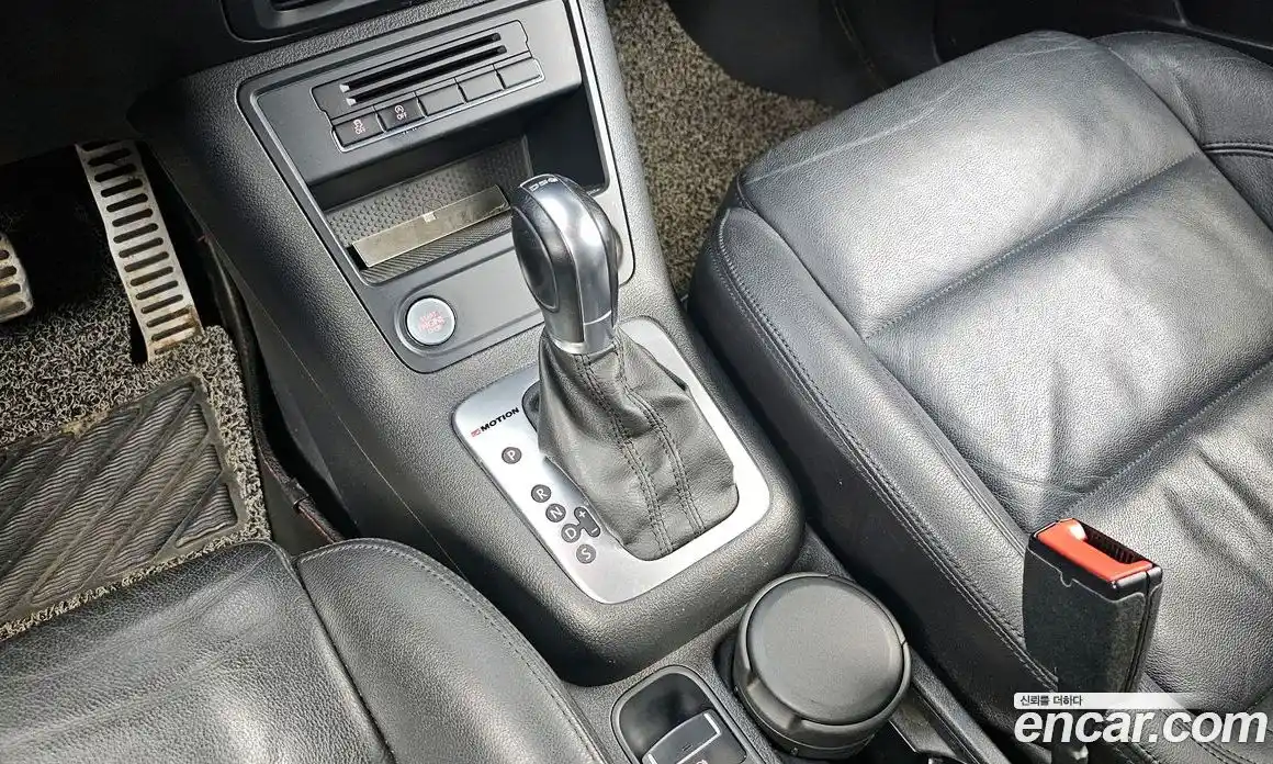 Volkswagen Tiguan 2016 2.0 Автомат в Москве № 750102, фото 9