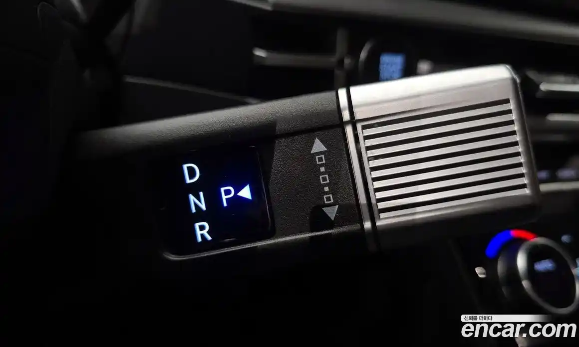 Hyundai Santa Fe 2024 1.6 Автомат в Москве № 756280, фото 9