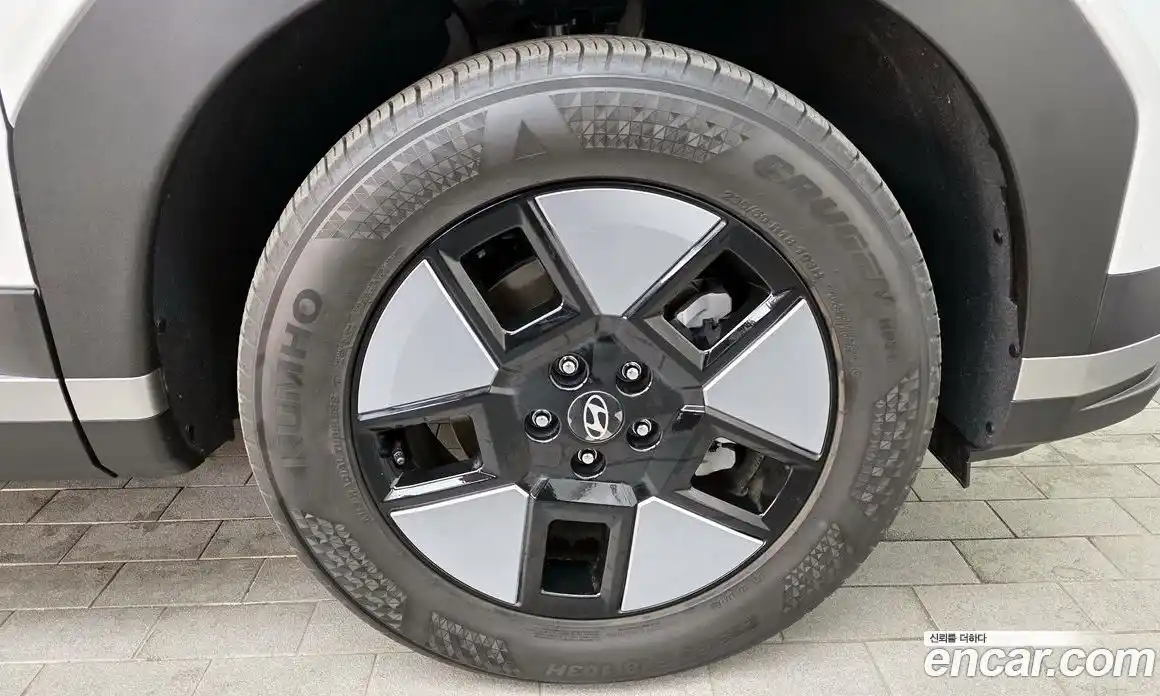 Hyundai Santa Fe 2024 1.6 Автомат в Москве № 756360, фото 5