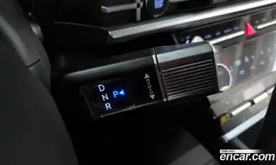 Hyundai Santa Fe 2024 1.6 Автомат в Москве № 756360, миниатюра 9