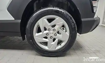 Hyundai Kona 2024 1.6 гидро в Москве № 756606, миниатюра 5
