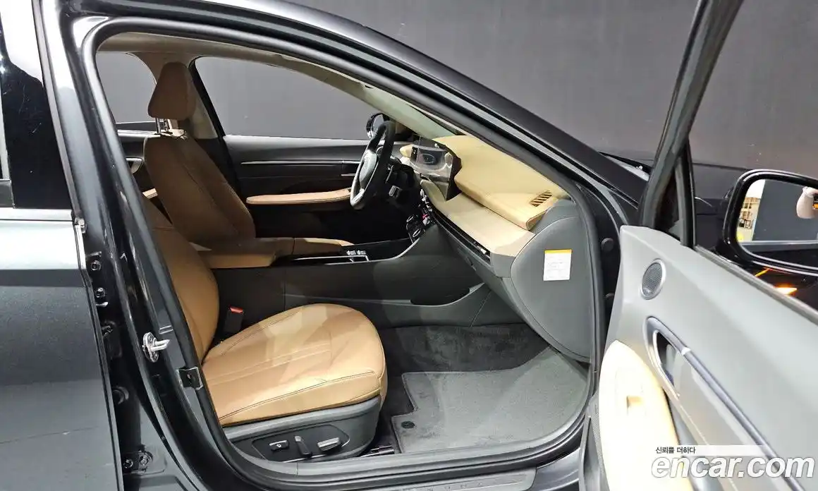 Hyundai Sonata 2023 2.0 Автомат в Москве № 756771, фото 18