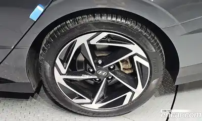 Hyundai Sonata 2023 2.0 Автомат в Москве № 756771, миниатюра 5