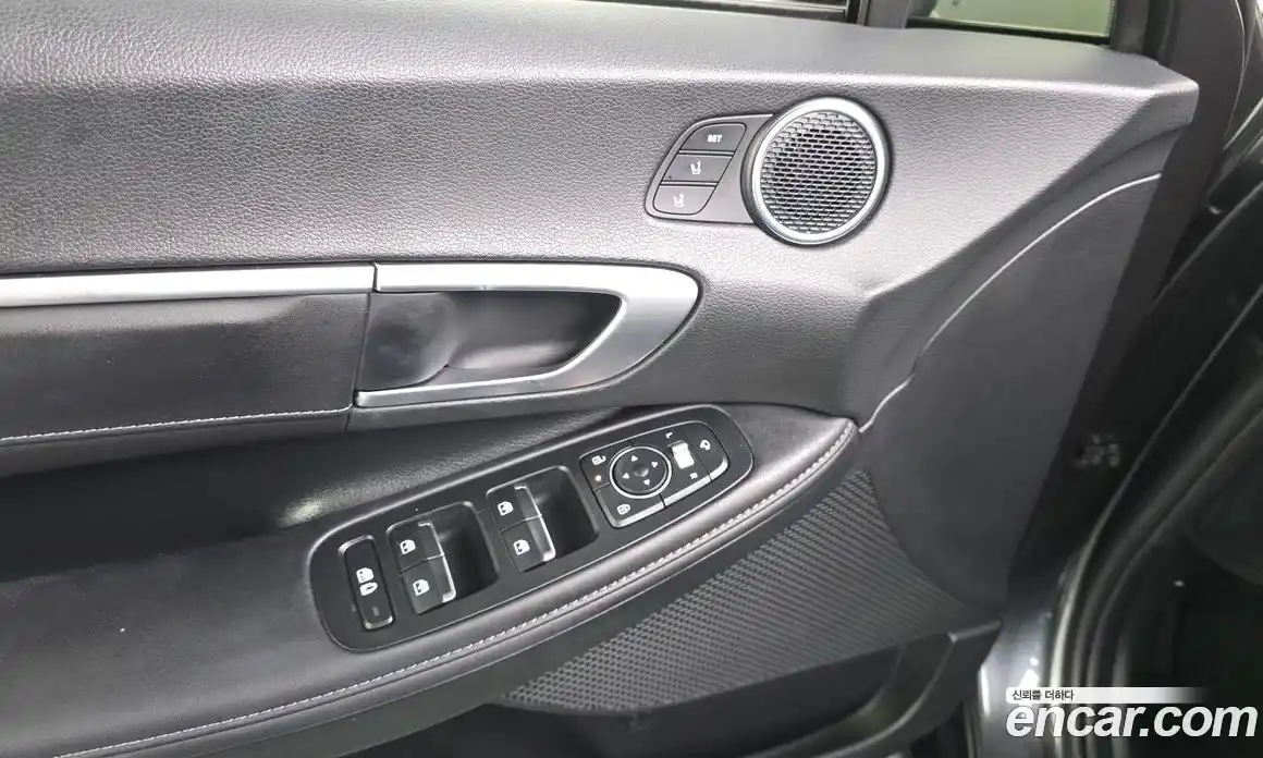 Hyundai Sonata 2024 2.0 Автомат в Москве № 756779, фото 17