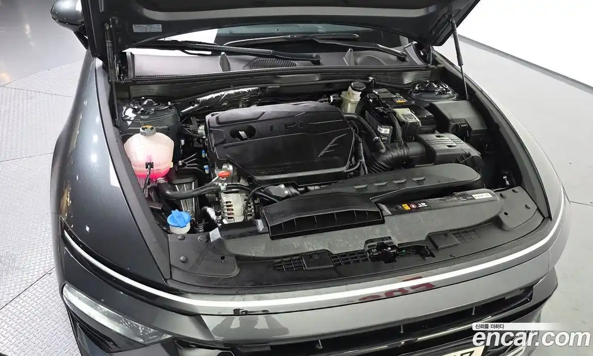 Hyundai Sonata 2024 2.0 Автомат в Москве № 756779, фото 6