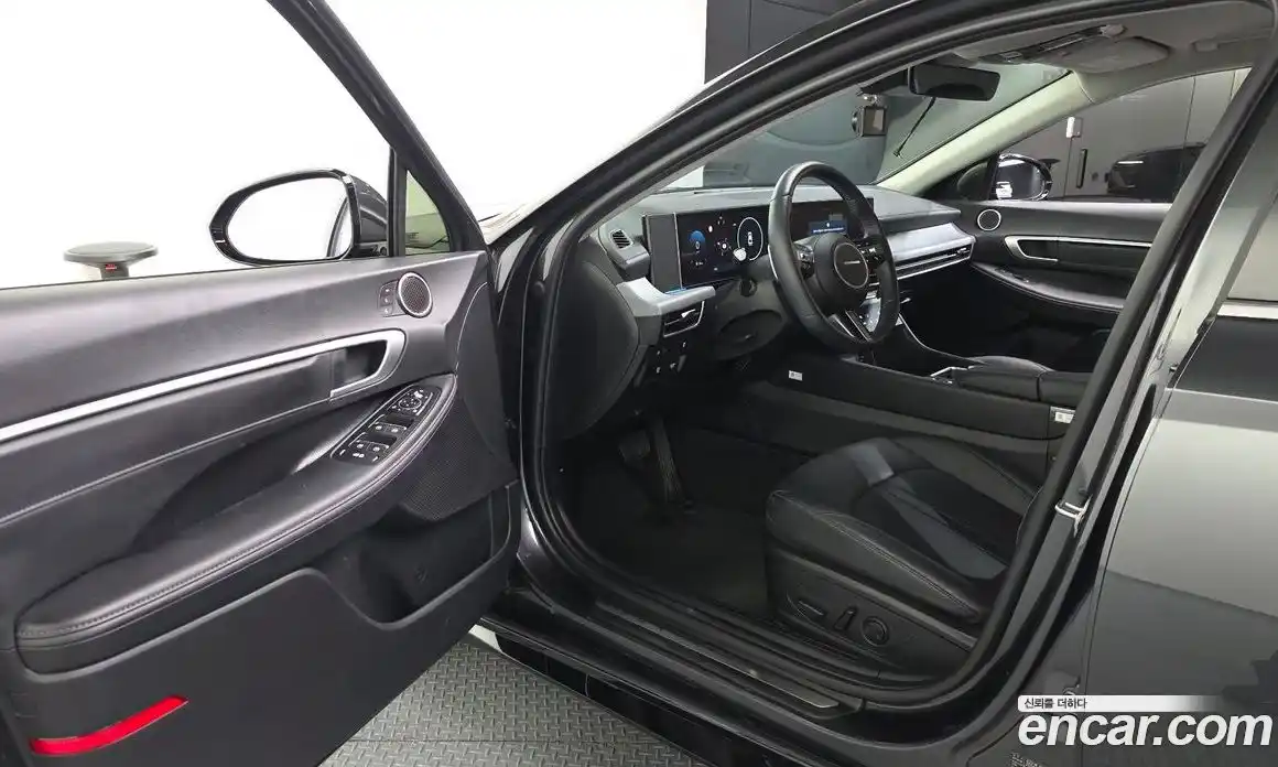 Hyundai Sonata 2024 2.0 Автомат в Москве № 756779, фото 10